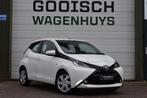 Toyota Aygo 1.0 VVT-i x-nav | Camera | Navigati € 7.890,00, Voorwielaandrijving, Gebruikt, 4 stoelen, Wit