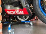 Aprilia bellypan stickers, Motoren
