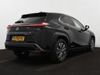 Lexus UX 300e Luxury | Lederen Bekleding |Stoelverwarming &, Auto's, Lexus, 27 €/maand, USB, Met garantie (alle), 204 pk