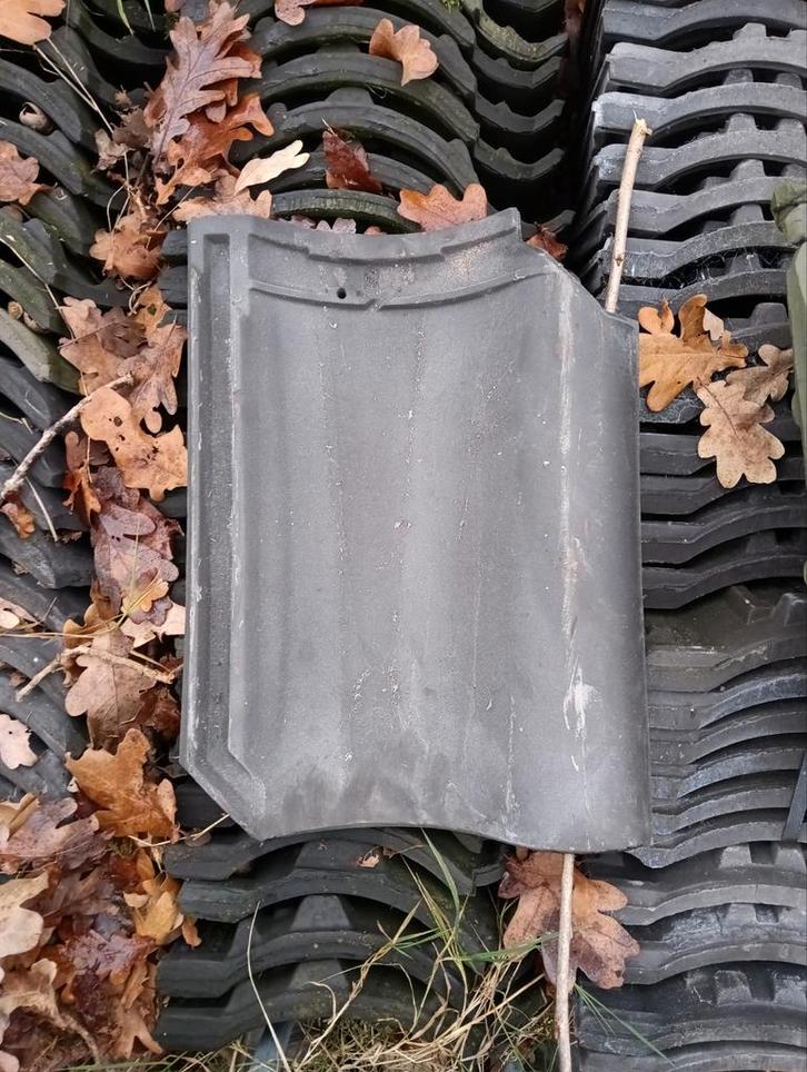 115 Gesmoorde Romaanse dakpannen JD en Koramic JD, Doe-het-zelf en Verbouw, Dakpannen en Dakbedekking, Gebruikt, Dakpannen, Steen of Klei