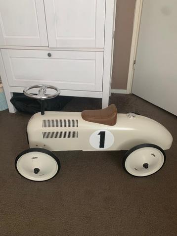 Loopauto Vilac beschikbaar voor biedingen