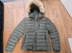 Superdry groene winterjas, maat 38 IN NETTE STAAT, Kleding | Dames, Ophalen of Verzenden, Zo goed als nieuw, Maat 38/40 (M)