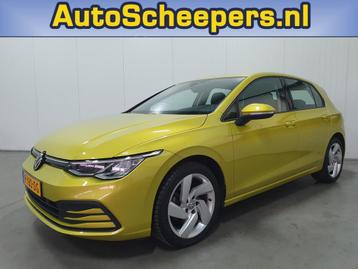 Volkswagen Golf 1.0 eTSI Life Business CARPLAY/CAMERA/DIG.CO beschikbaar voor biedingen