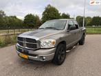 Dodge RAM 1500 V8 Automaat Dubbel Cabine Grijskenteken Airco, Gebruikt, Overige carrosserieën, Lederen bekleding, Leder