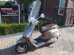 Vespa Primavera 4T Snor (bj 2015), Fietsen en Brommers, Brommers | Schadebrommers, Vespa