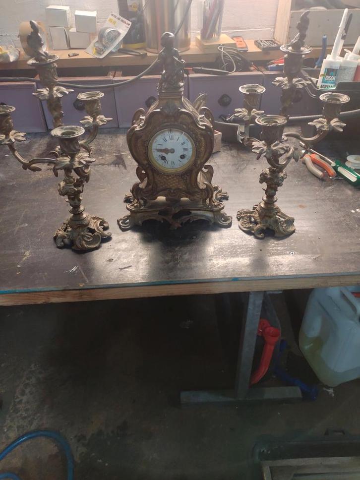 Antieke pendule met kandelaars, Antiek en Kunst, Antiek | Klokken, Ophalen of Verzenden
