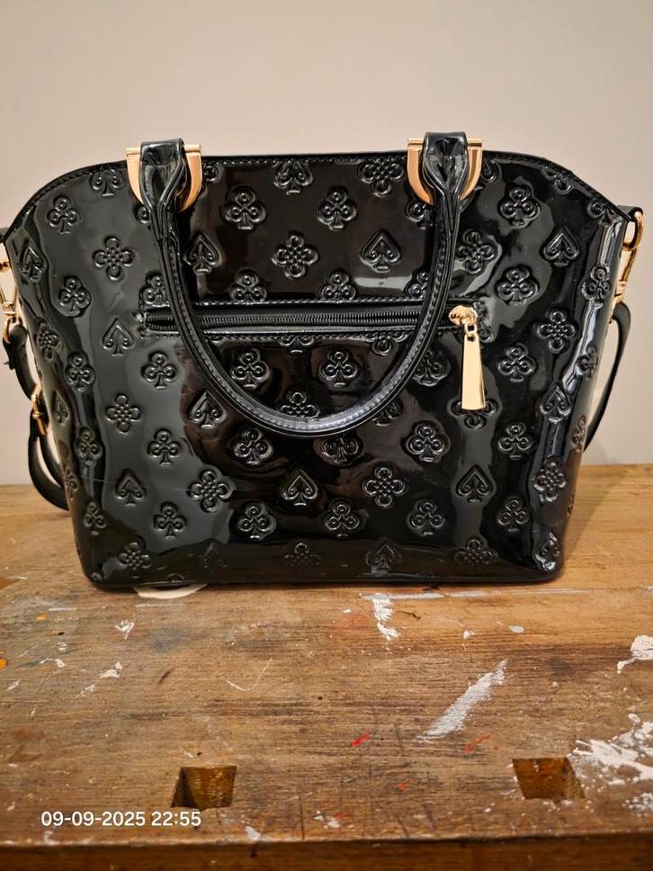 Elegante Zwarte Handtas met Klaveren Design, Sieraden, Tassen en Uiterlijk, Tassen | Damestassen, Nieuw, Handtas, Zwart, Ophalen of Verzenden