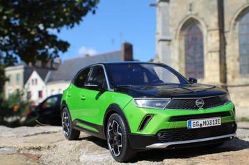 Opel Mokka-e GS Line | Ottomobile OT435 | 1:18 | nieuw beschikbaar voor biedingen
