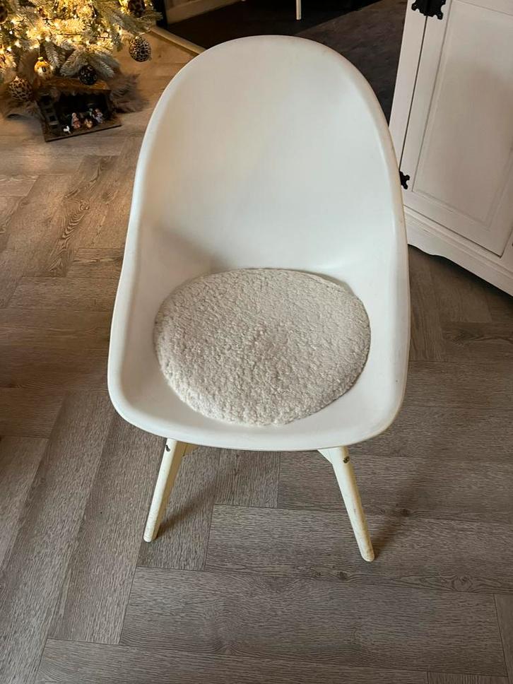 6 witte stoelen ikea kunstof, Huis en Inrichting, Stoelen, Zo goed als nieuw, Wit, Ophalen of Verzenden