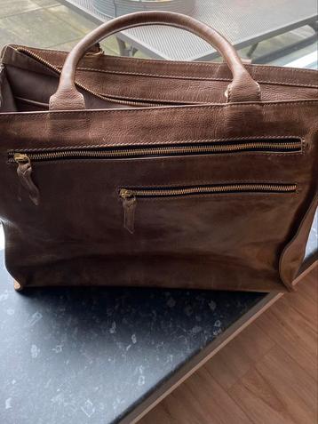 Cowboysbag helemaal nieuw en echt leer beschikbaar voor biedingen