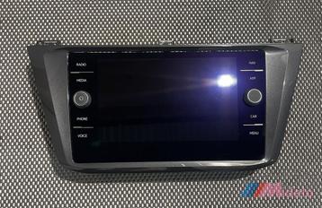 VW TIGUAN NAVIGATIE DISPLAY 5NN919605B beschikbaar voor biedingen