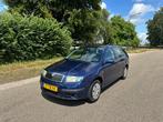 Skoda Fabia Combi 1.4-16V Equipe AIRCO/CRUISE/NIEUWE APK/MOO, Auto's, Skoda, Voorwielaandrijving, Gebruikt, Zwart, 4 cilinders