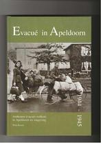Apeldoorn Evacué in Apeldoorn boek met 256 blz en hard kaft, Ophalen of Verzenden, Zo goed als nieuw