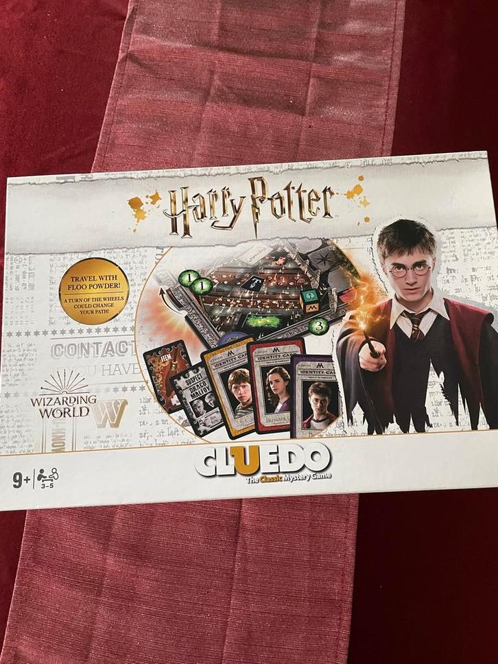 Harry Potter Cluedo Bordspel, Hobby en Vrije tijd, Gezelschapsspellen | Bordspellen, Zo goed als nieuw, Drie of vier spelers, Ophalen of Verzenden