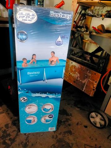 Zwembad Bestway nieuw in de doos . beschikbaar voor biedingen