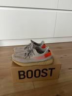 Yeezy boost 350 Tail light maat 42 2/3, Kleding | Heren, Schoenen, Overige kleuren, Ophalen of Verzenden, Sneakers of Gympen, Adidas