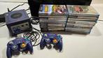 Nintendo Game Cube Paars met controllers en 22 games, Gebruikt, Met 2 controllers, Ophalen of Verzenden, Paars
