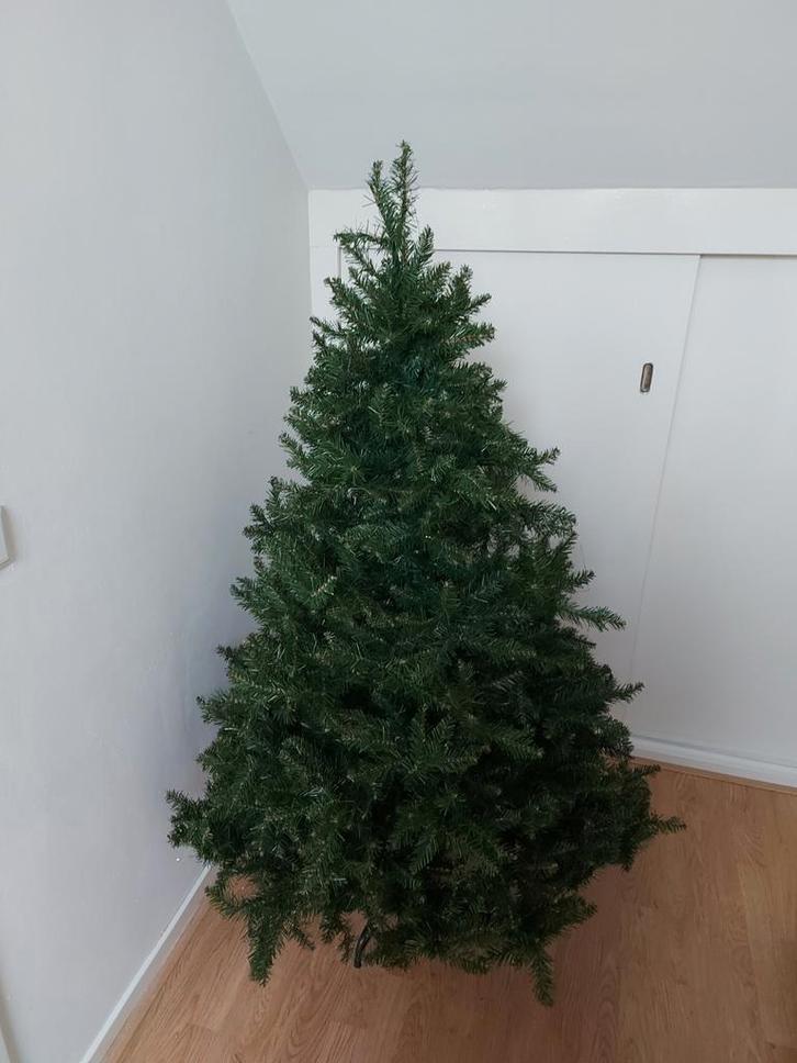 Mooie, volle kerstboom mét versiering én decoratie!, Diversen, Kerst, Ophalen