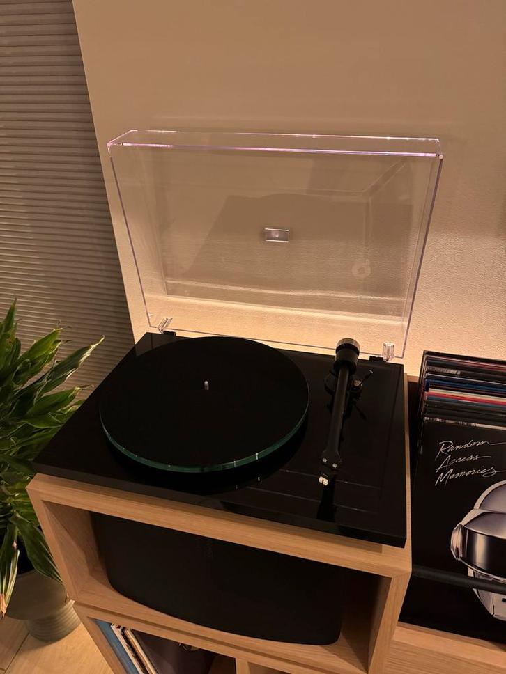 Pro-Ject T2 Super Phono (zwart) met Sumiko Rainier, Audio, Tv en Foto, Platenspelers, Zo goed als nieuw, Platenspeler, Overige merken