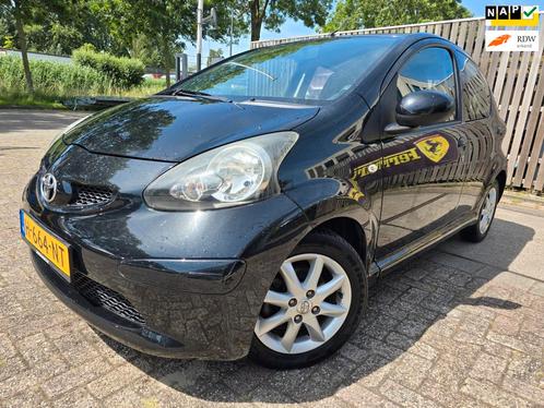 Toyota Aygo 1.0-12V/2e eigenaar/5 duren/airco ijs/groot navi, Auto's, Toyota, Bedrijf, Te koop, Aygo, ABS, Airbags, Lichtmetalen velgen