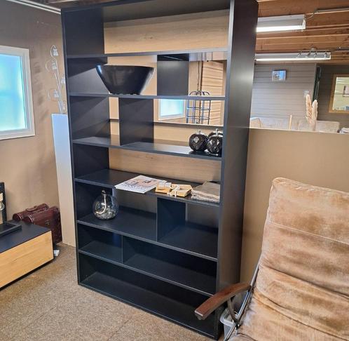 Kast, Huis en Inrichting, Kasten | Wandmeubels, Nieuw, 150 tot 200 cm, Minder dan 150 cm, 25 tot 50 cm, Met plank(en), Ophalen