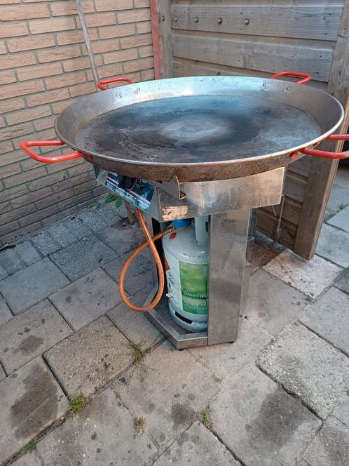 Paella pan op gasbrander/horeca grote bbq op gas, Tuin en Terras, Barbecue-accessoires, Gebruikt, Ophalen