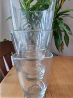 Gratis , bijna  3stevige glazen vazen. 18 cm hoog 🌷🌷🌷💐🥀, Minder dan 50 cm, Glas, Zo goed als nieuw, Ophalen