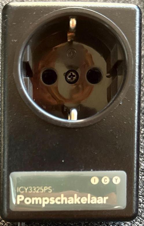 Pompschakelaar voor vloerverwarming ICY3325PS, Muziek en Instrumenten, Kabels en Stekkers, Gebruikt, Apparatuur, Ophalen of Verzenden
