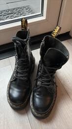 Dr Martens ,hoge zool, zwart maat 36, Kleding | Dames, Schoenen, Dr. Martens, Ophalen of Verzenden, Zo goed als nieuw, Zwart