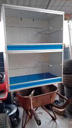 2 broedkooien van Keulen., Dieren en Toebehoren, Vogels | Hokken en Kooien, Ophalen, Gebruikt, Kunststof, Broedkooi of Kweekkooi