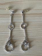Oorbellen Hanger. zilverkleur.8 cm., Overige materialen, Hangers, Ophalen of Verzenden, Zo goed als nieuw