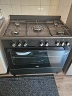 Gasfornuis met oven, Witgoed en Apparatuur, Fornuizen, Ophalen, 4 kookzones, Zo goed als nieuw, Gas