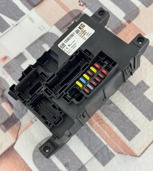 Originele Opel Corsa D Zekeringkast 13301561 BCM 2006-2012, Auto diversen, Auto-accessoires, Ophalen of Verzenden