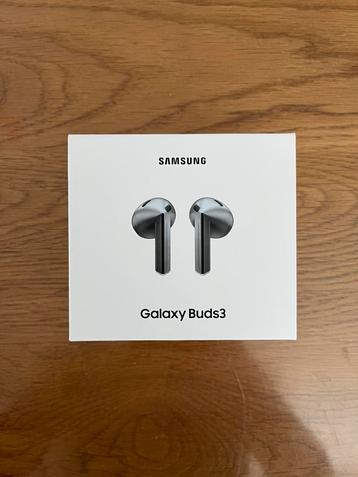 Samsung Galaxy Buds 3 zilver NIEUW beschikbaar voor biedingen