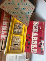 Scrabble inclusief draai plateau, Hobby en Vrije tijd, Gezelschapsspellen | Bordspellen, Ophalen of Verzenden, Gebruikt