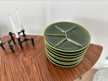 8 groene vintage bbq borden  beschikbaar voor biedingen