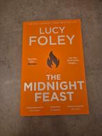 Lucy foley - the midnight feast, Ophalen of Verzenden, Zo goed als nieuw, Lucy foley