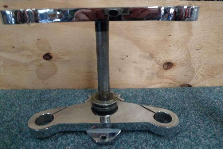 Voorvork T-stuk Harley Davidson balhoofdset chrome shovel, Motoren, Onderdelen | Harley-Davidson, Gebruikt, Ophalen