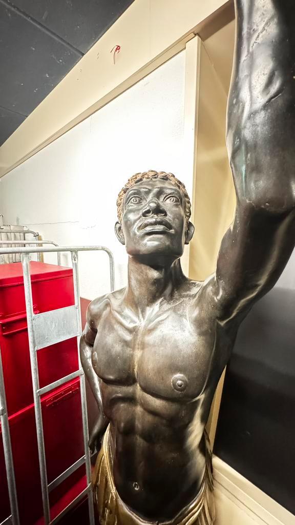 Set van 2 grote bronzen beelden met fakkels – 2,4 meter hoog, Antiek en Kunst, Antiek | Koper en Brons, Brons, Ophalen