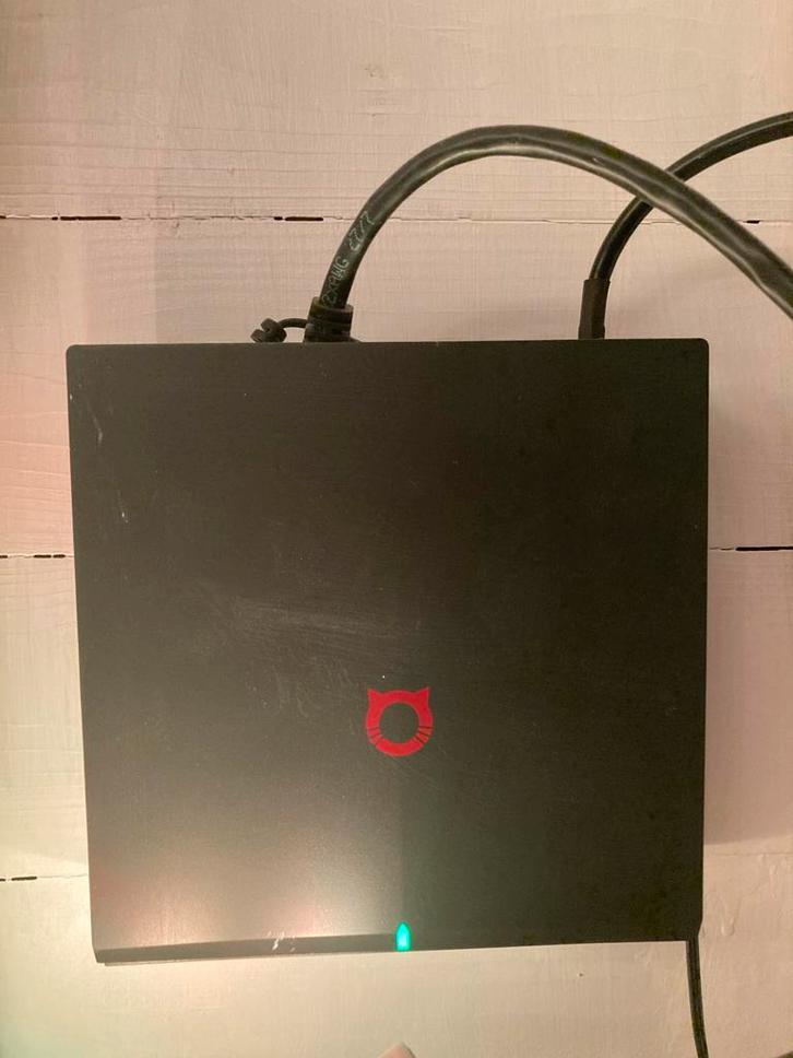 Bobcat 300 Crypto Miner - Klaar om te minen!, Computers en Software, Routers en Modems, Zo goed als nieuw, Ophalen of Verzenden