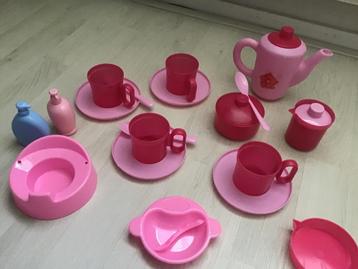 Gaaf kunststof kinder thee serviesje + extra’s, zie foto’s beschikbaar voor biedingen