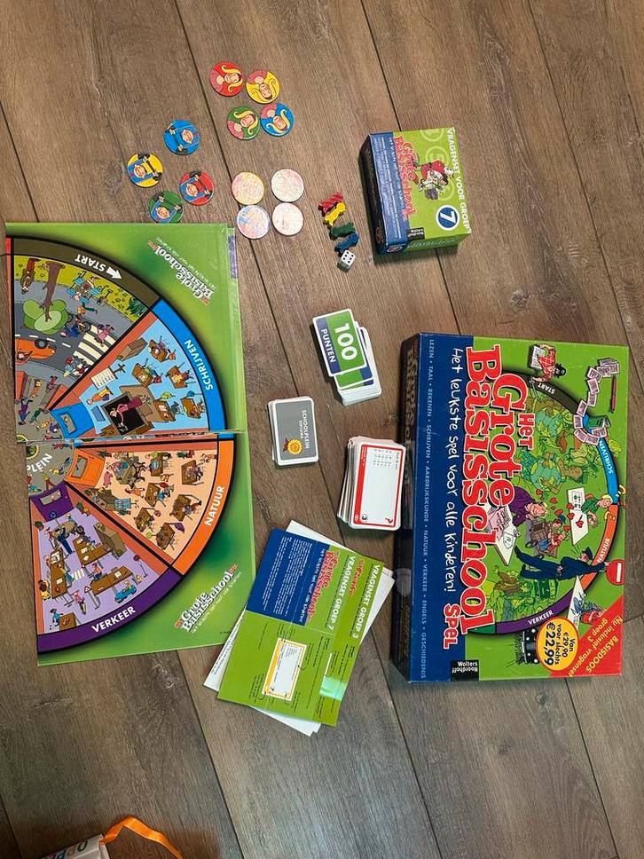 Grote Basisschoolspel + Uitbreidingen groep 3 en 7, Hobby en Vrije tijd, Gezelschapsspellen | Bordspellen, Gebruikt, Drie of vier spelers