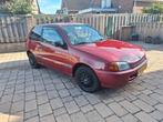 Toyota Starlet 1.3 16V 1996 Rood, Auto's, 4 cilinders, Starlet, 400 kg, Origineel Nederlands