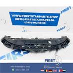 BODEMPLAAT AMG VOORBUMPER W176 A45 W117 CLA 45 BESCHERM KAP, Ophalen of Verzenden, Gebruikt, Voor, Mercedes-Benz