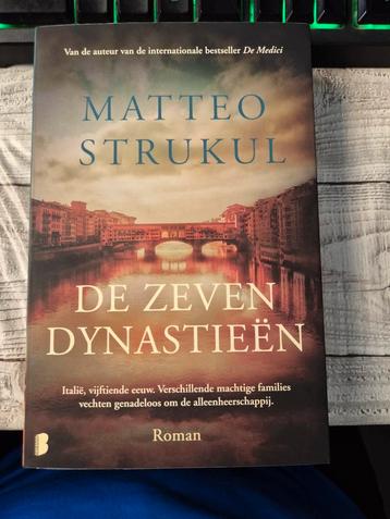 Boek De zeven dynastieën. Matteo Strukul. beschikbaar voor biedingen