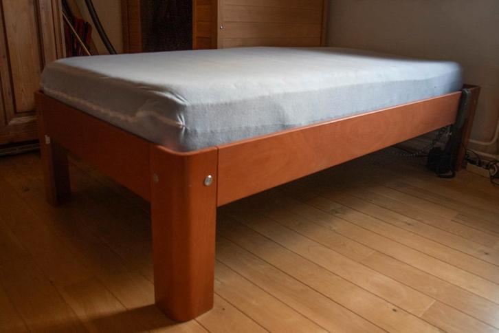 Auping bed met verstelbare bedbodem, Huis en Inrichting, Slaapkamer | Bedden, Zo goed als nieuw, Eenpersoons, 100 cm, 200 cm, Hout