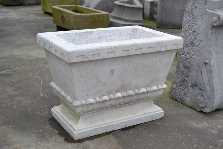 antieke massieve gekapte marmeren bloembak, Tuin en Terras, Tuinvazen, Gebruikt, Ophalen