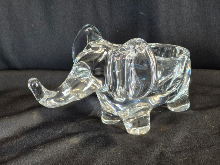 Art Vannes France loden kristallen olifantschaal, Antiek en Kunst, Antiek | Glas en Kristal, Ophalen of Verzenden