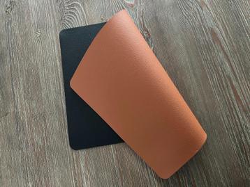 Placemats dubbelzijdig kunstleer 36 stuks beschikbaar voor biedingen