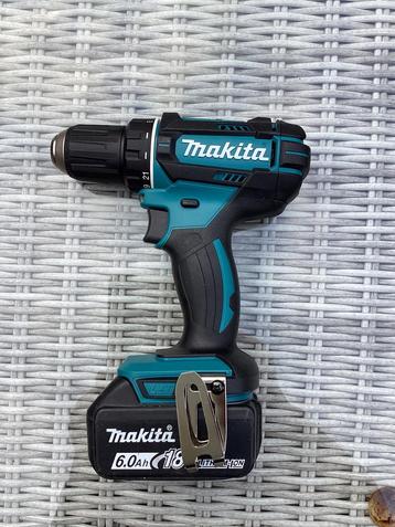 Nieuw klopboormachine 18v  batterij 6 ampere 150eu beschikbaar voor biedingen